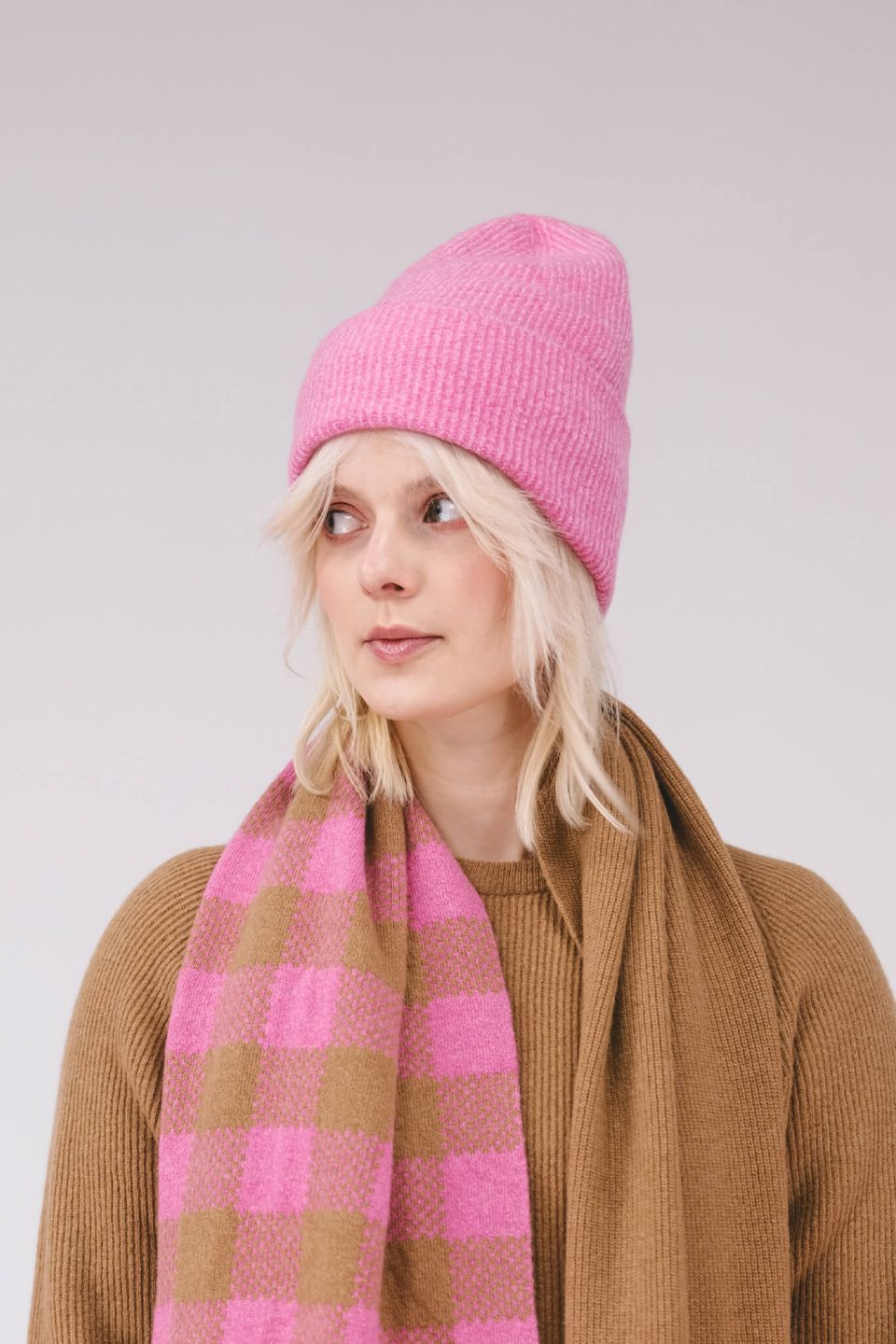 Lara merino hat pink