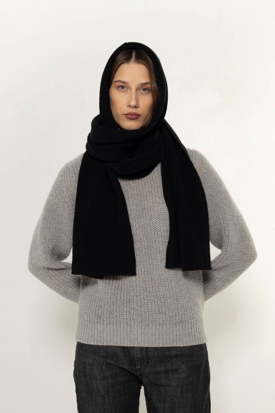 Trude recycled wool hood scarf black