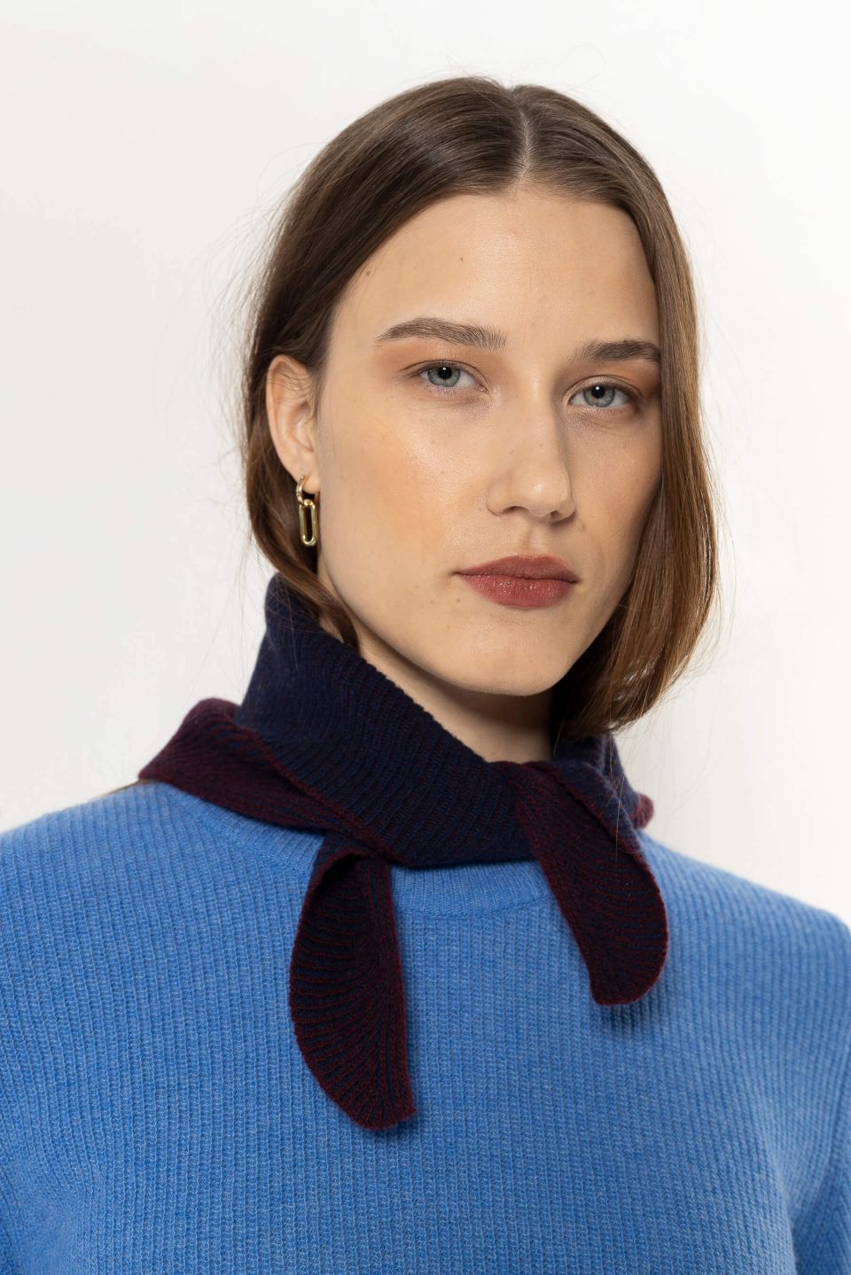 Nala merino triangle scarf dark blue / dark red