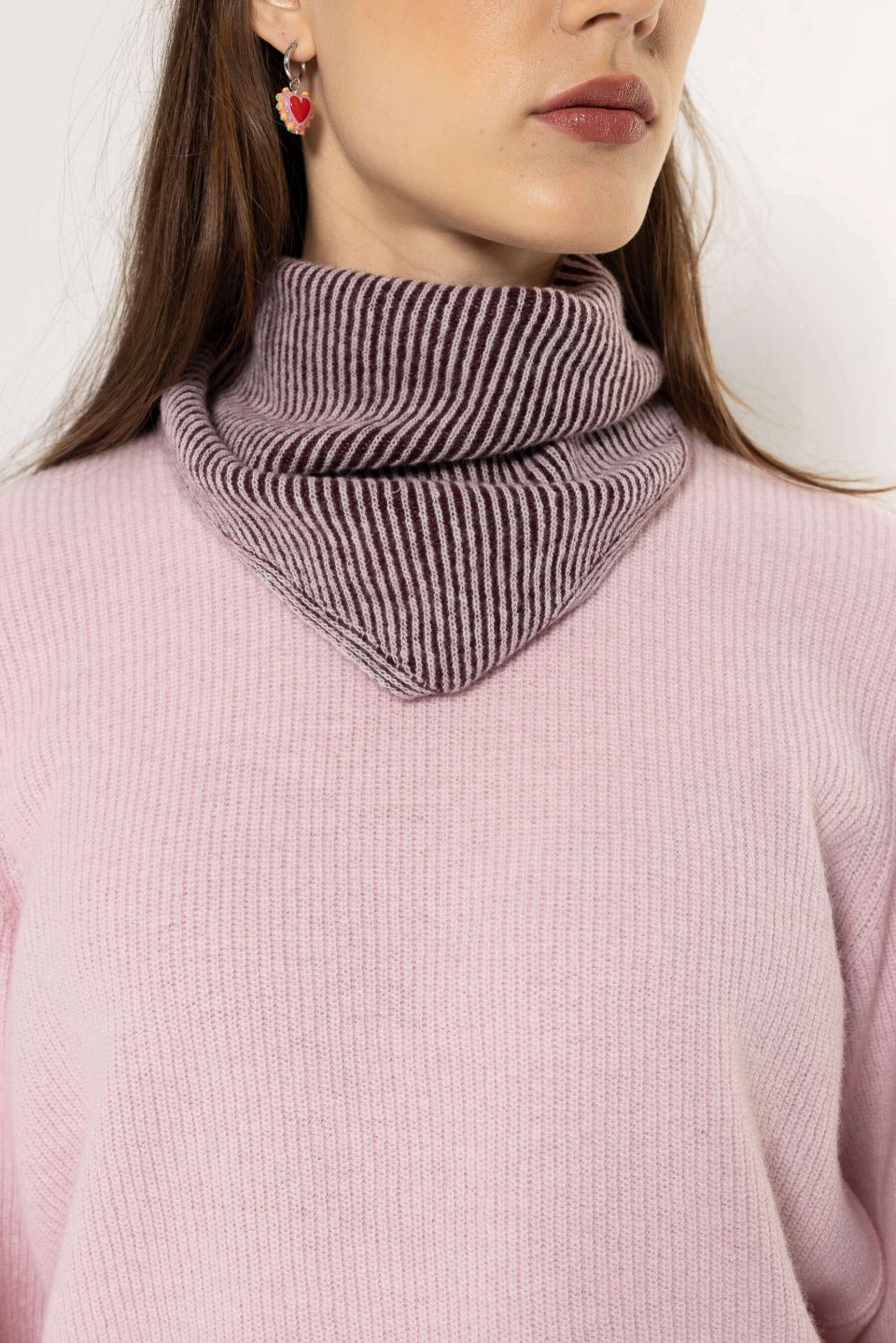 Nala merino triangle scarf pink /dark red
