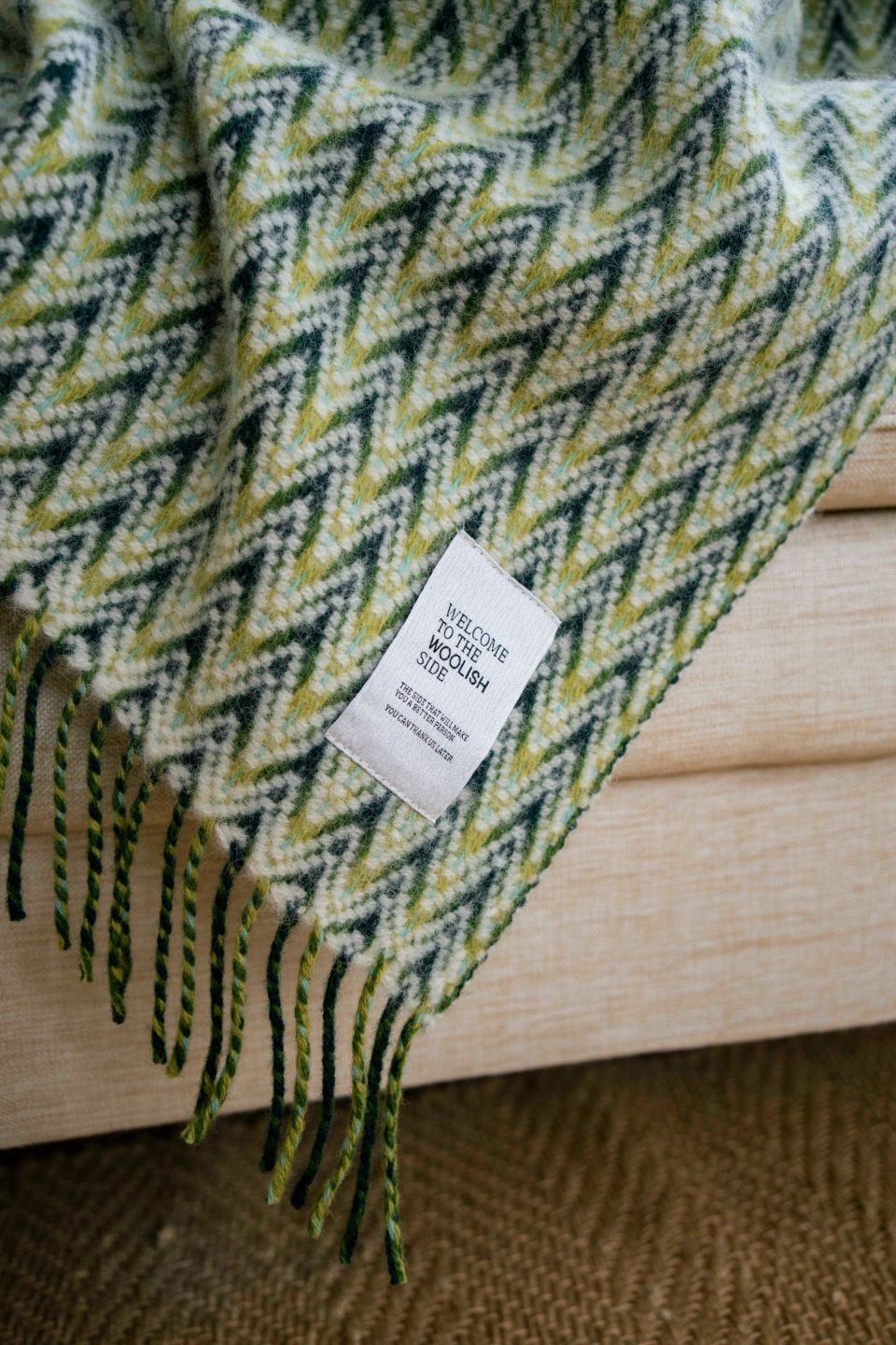 Amai wool throw green