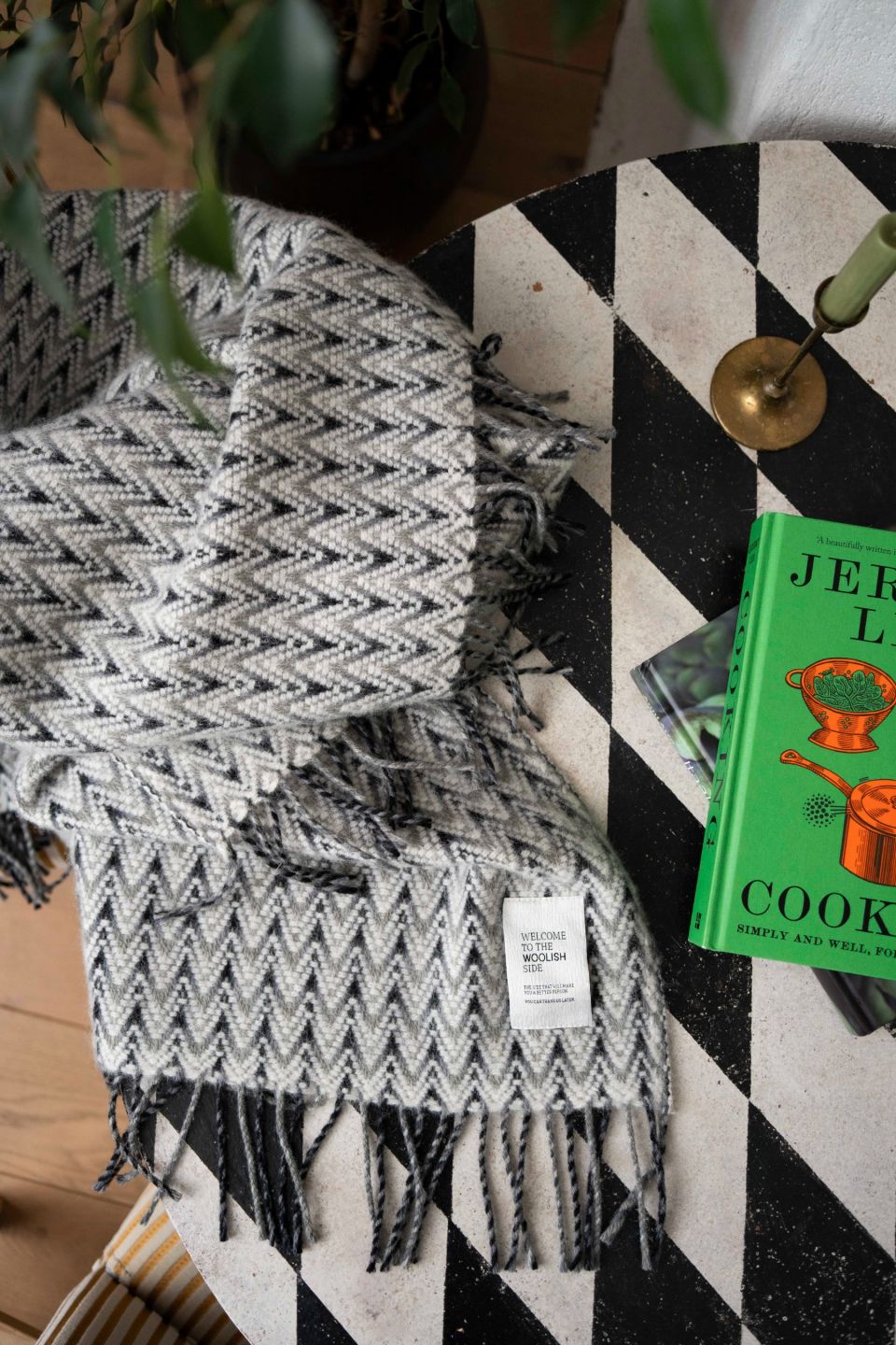 Amai wool throw grey