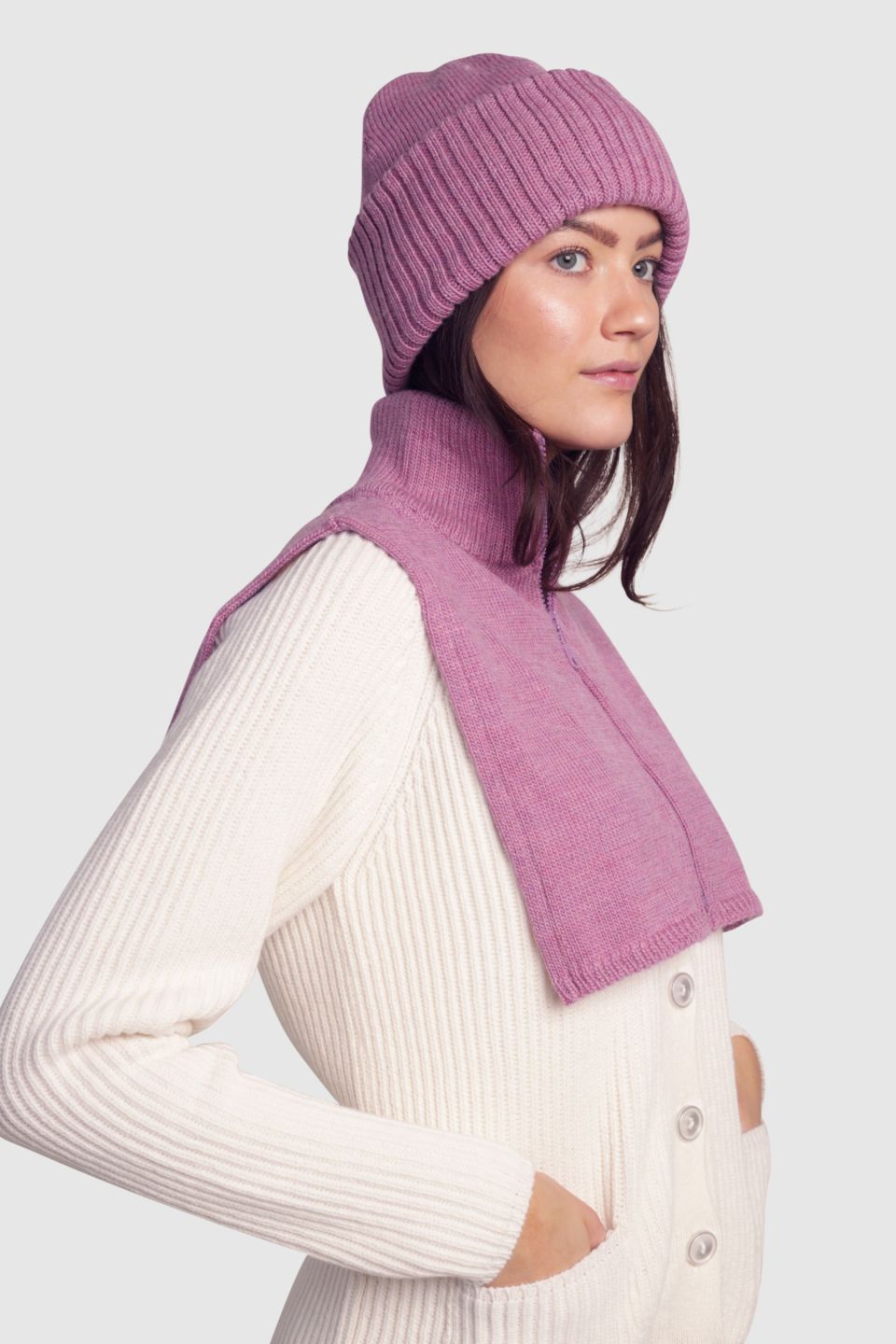 Ami merino full-zip bib fuxia