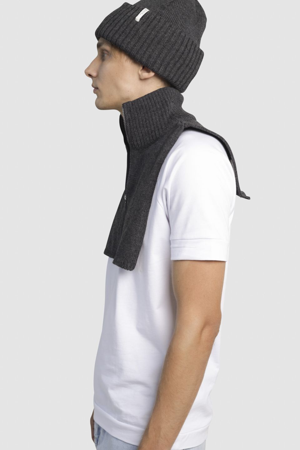 Ami merino full-zip bib charcoal grey