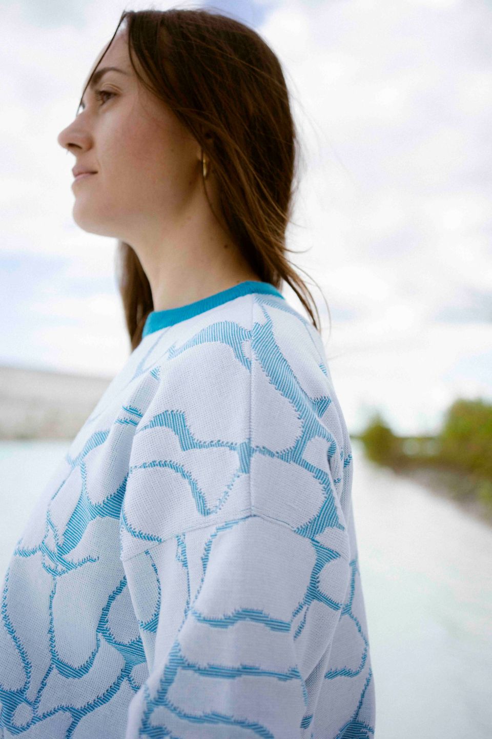 Aura merino light weight sweater