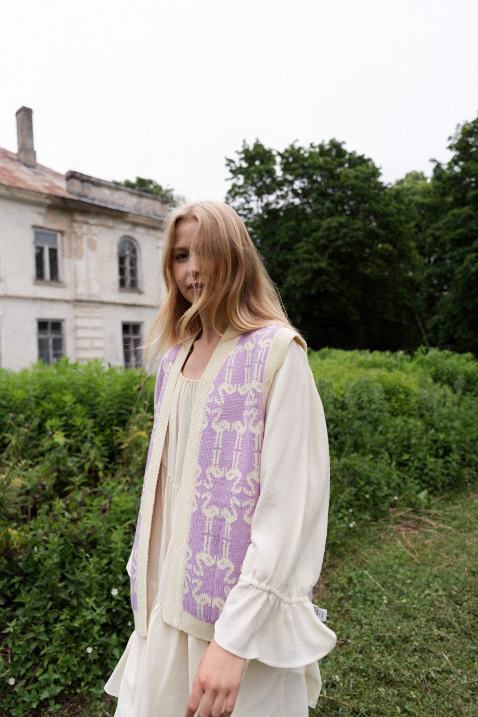 Flamingo reversible merino cardigan vest violet