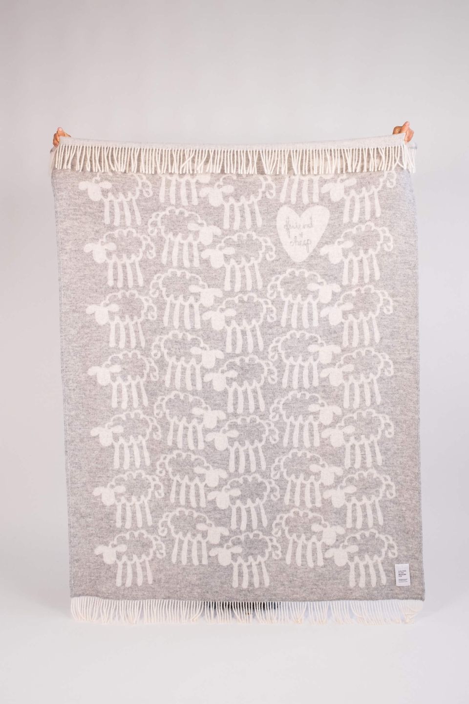Friendsheep wool throw grey