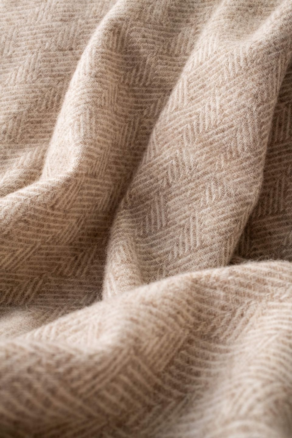 Hera wool throw beige