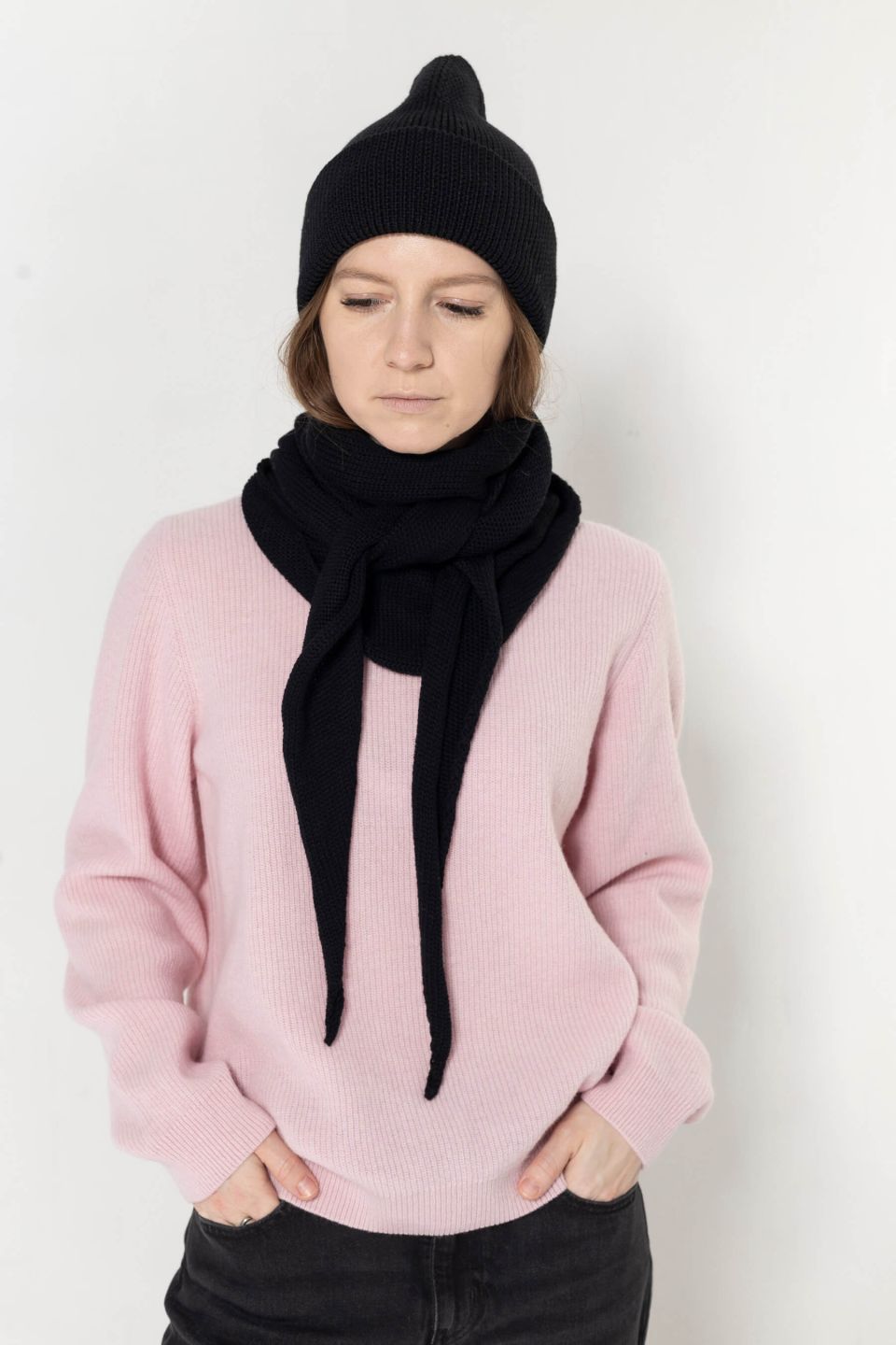 Iggy merino scarf black