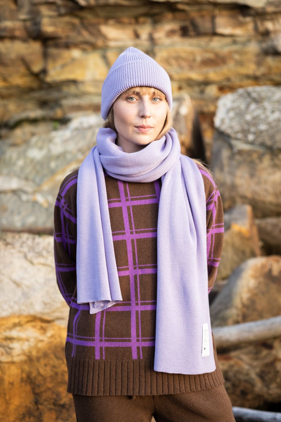 Inari merino scarf violet
