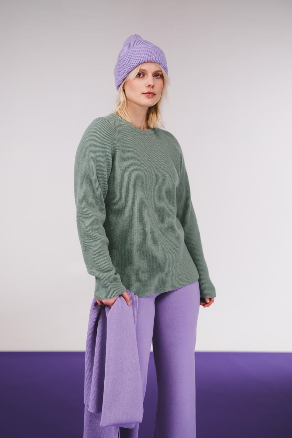 Oita merino sweater sage green