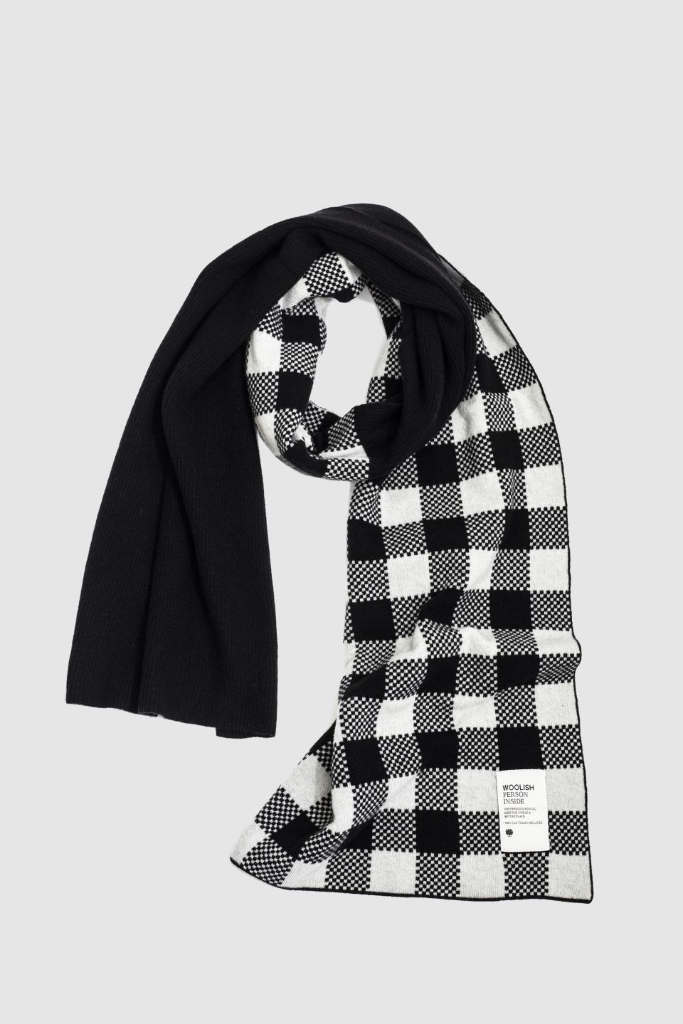 Lara merino scarf black