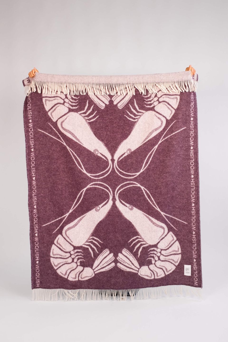 Shrimp Love wool throw lilac