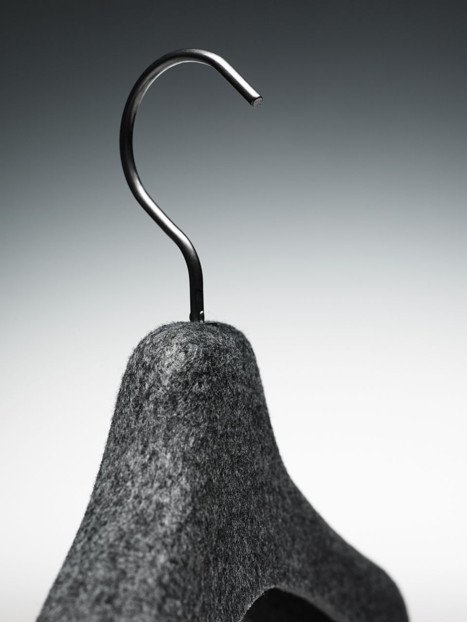 Classic Felt Hanger Grey