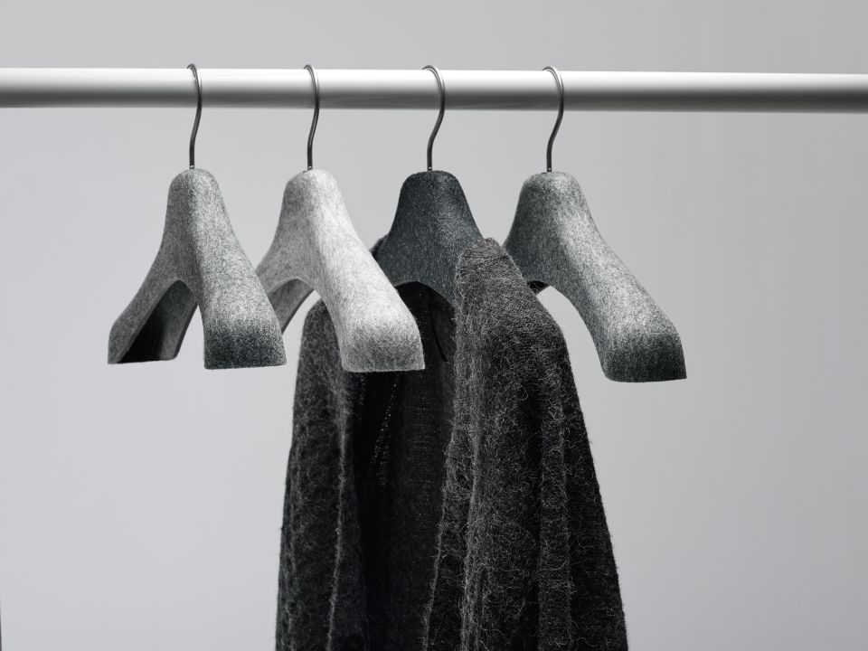 Classic Felt Hanger Grey