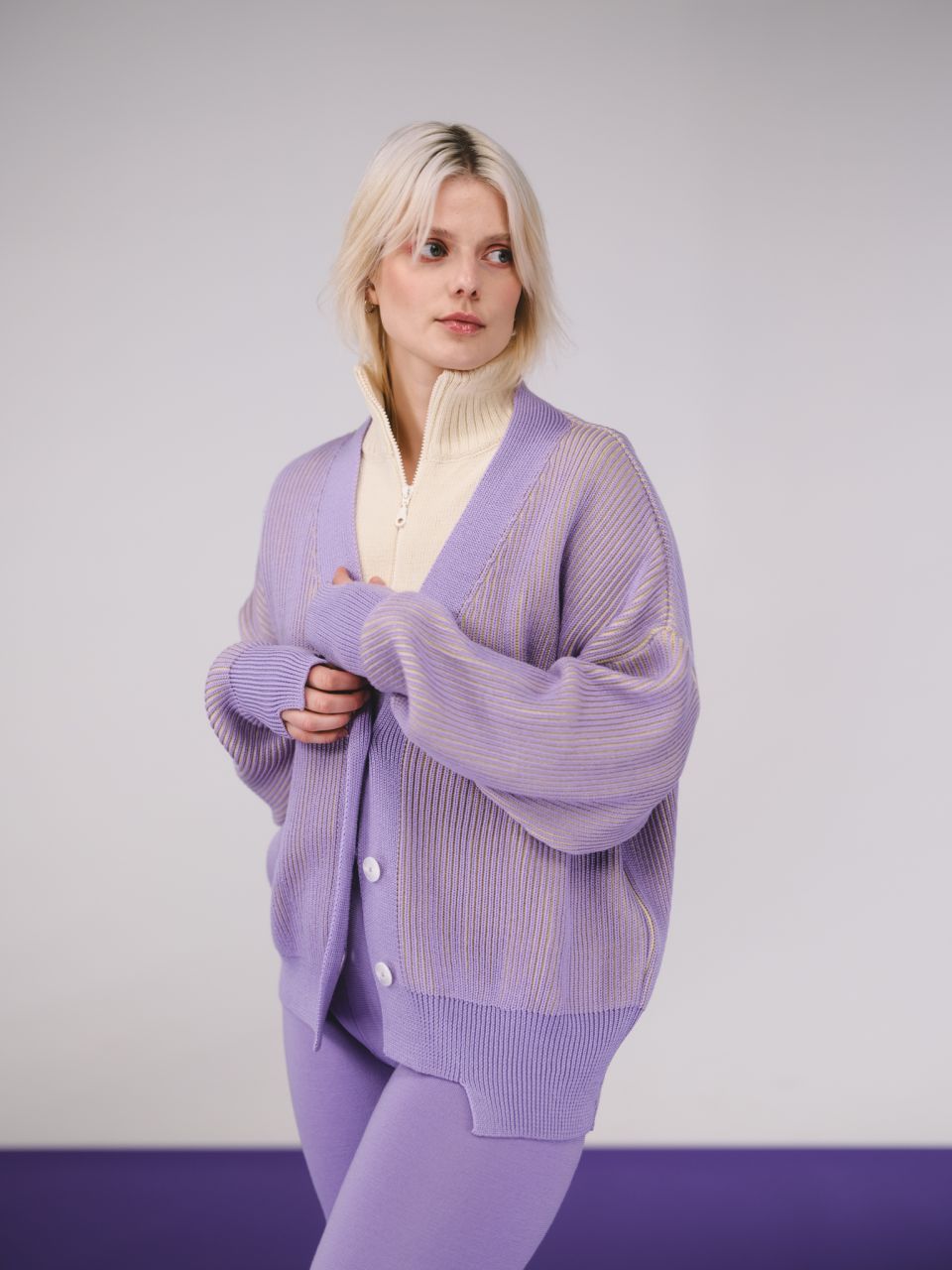 Eva merino cardigan violet