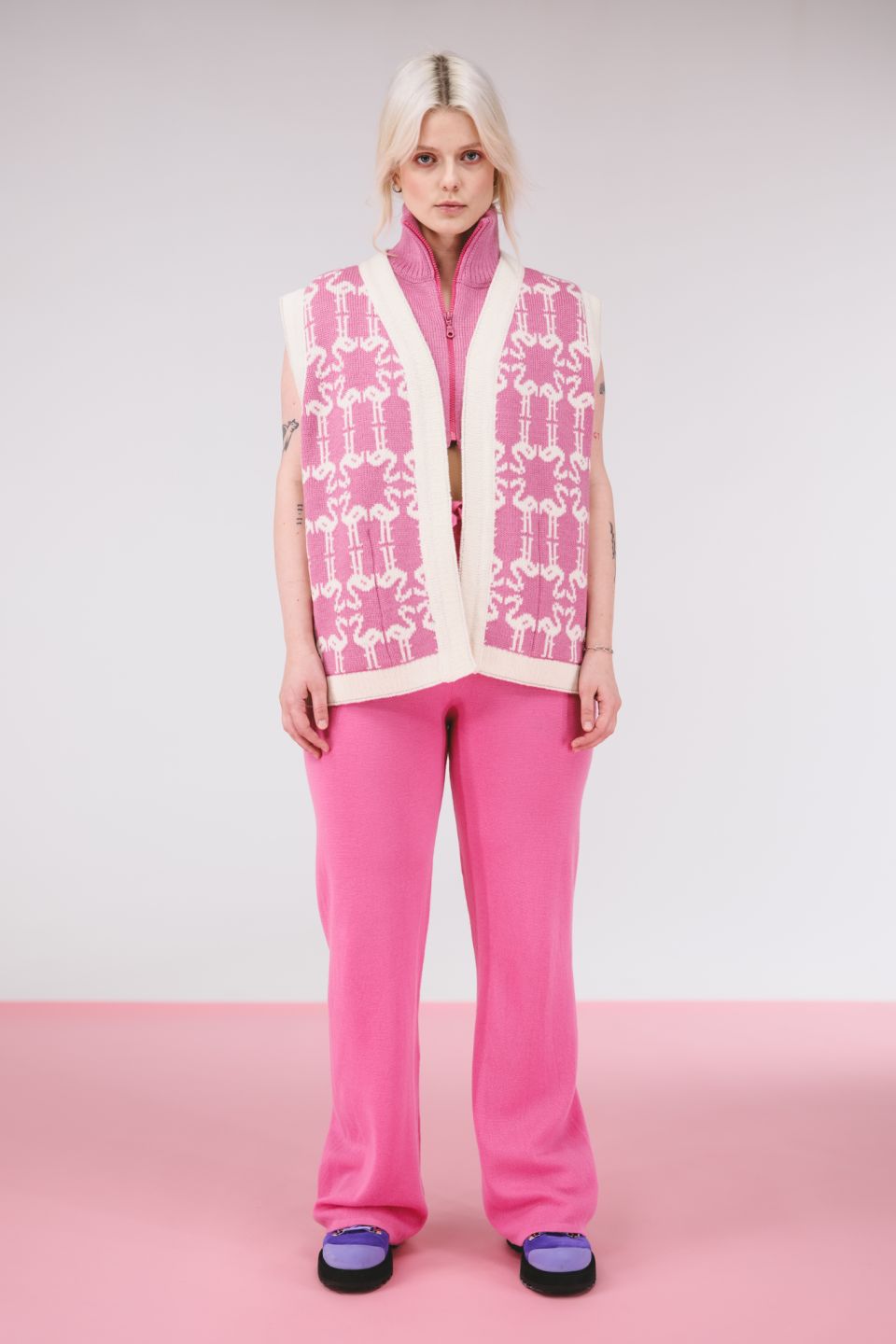Flamingo reversible merino cardigan vest pink