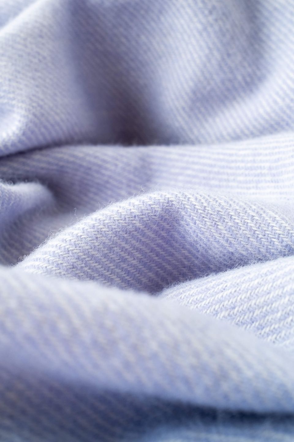 Mira wool throw lavender blue