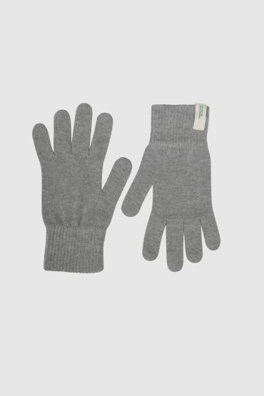 grey wool mittens