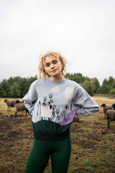 Sheep Stories NO.1 - HAPPY SHEEP sweater