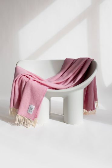 Mira wool throw pink